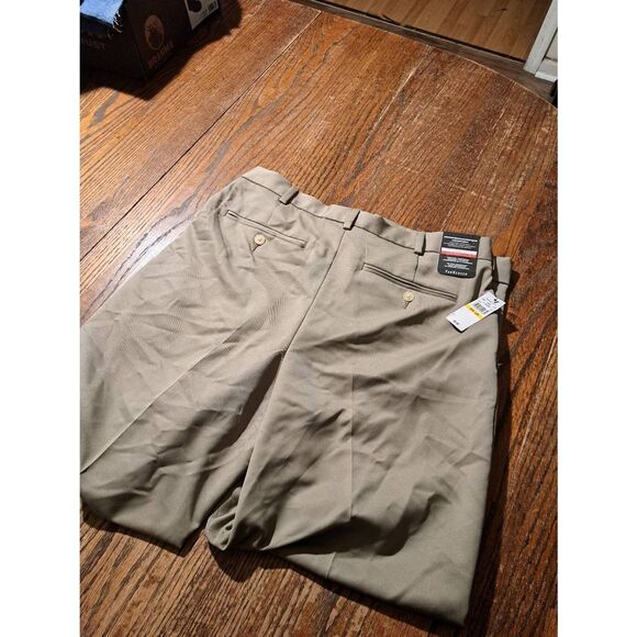 New 32x29 Van Heusen Men’s Pleated Dress Pants Brown Microfiber Comfort Stretch - Picture 4 of 5